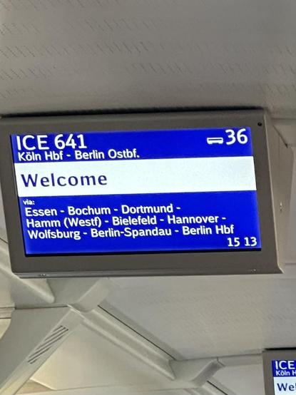 Anzeige im ICE 641 von Köln Hbf nach Berlin Ostbhf.